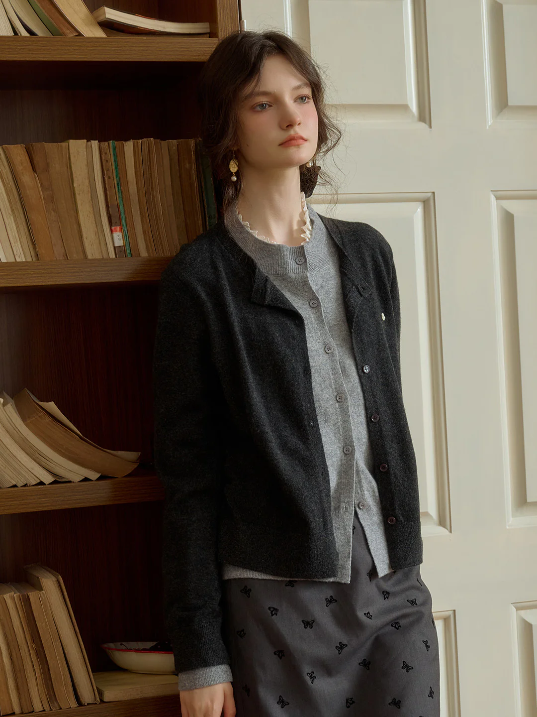 Round Neck Contrast Color Faux Two-Piece 100% Wool Cardigan - Black Gray